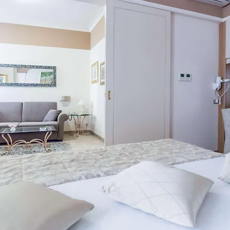 Western Libertà Hotel Modène