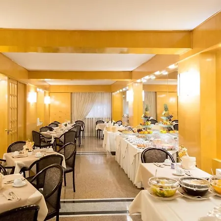 Western Liberta فندق 3*