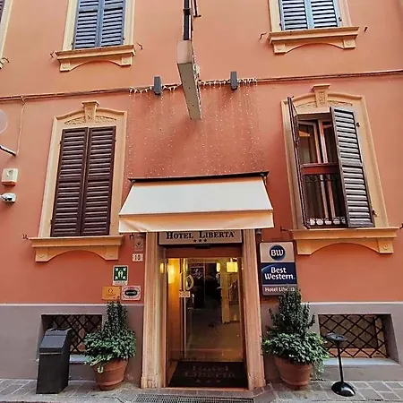 Western Liberta Hotel