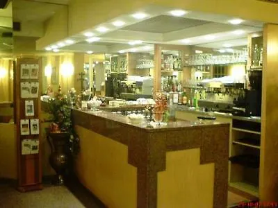 Western Liberta فندق 3*