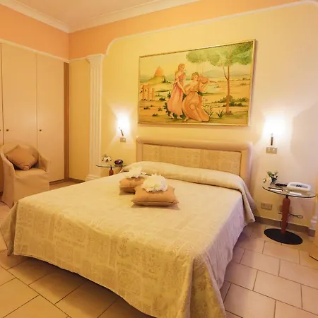 Western Liberta 3*